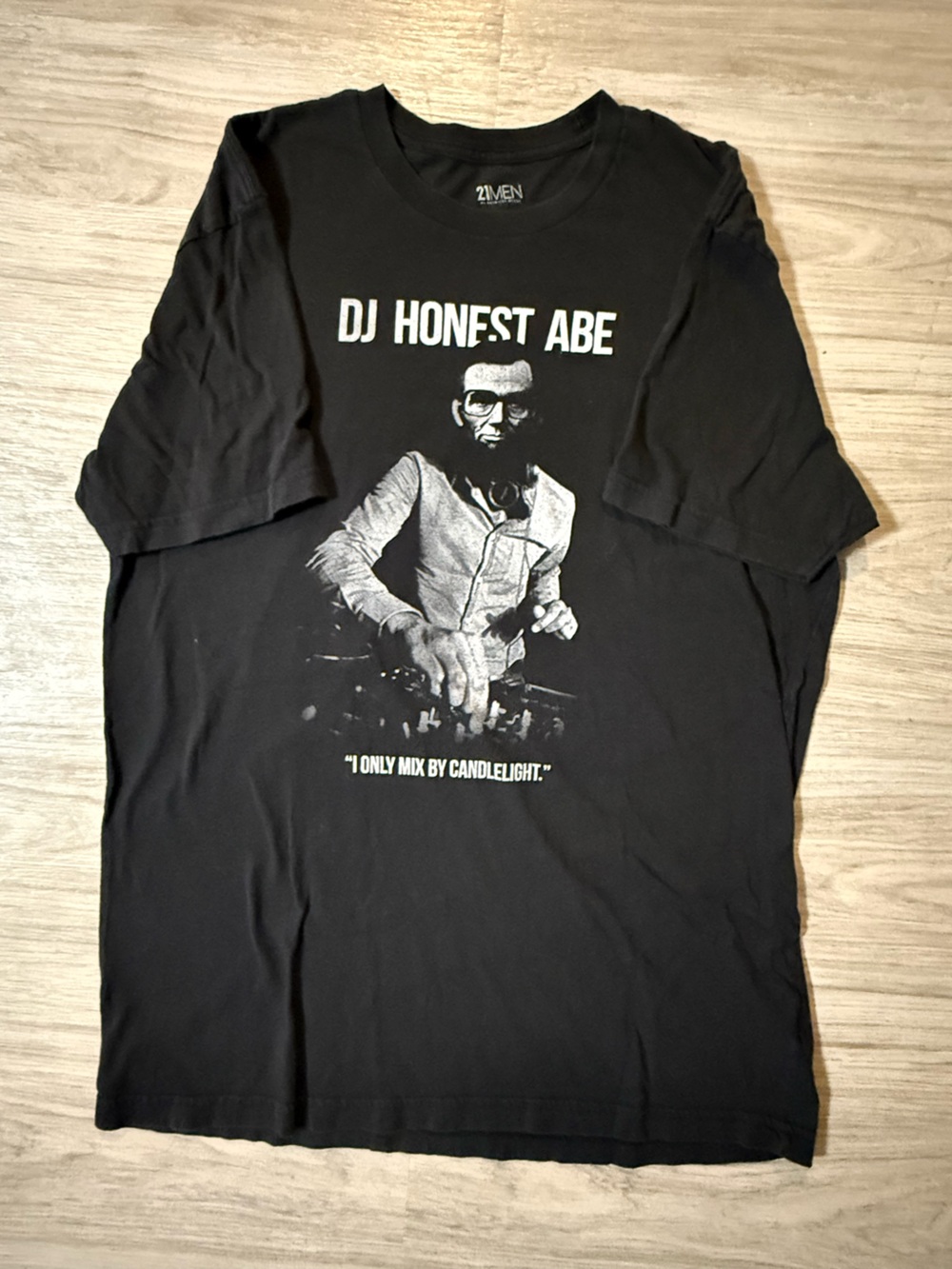 21men Black 'DJ Honest Abe' Graphic Tee
